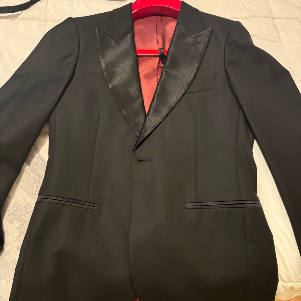 Suit supply tuxedo 38s. Pants 32 waist and 30 long